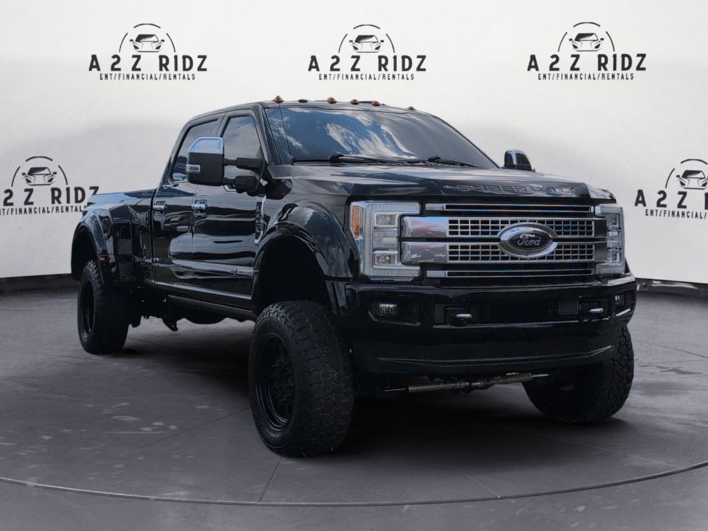 2018 Ford F-450 Super Duty Platinum's photo
