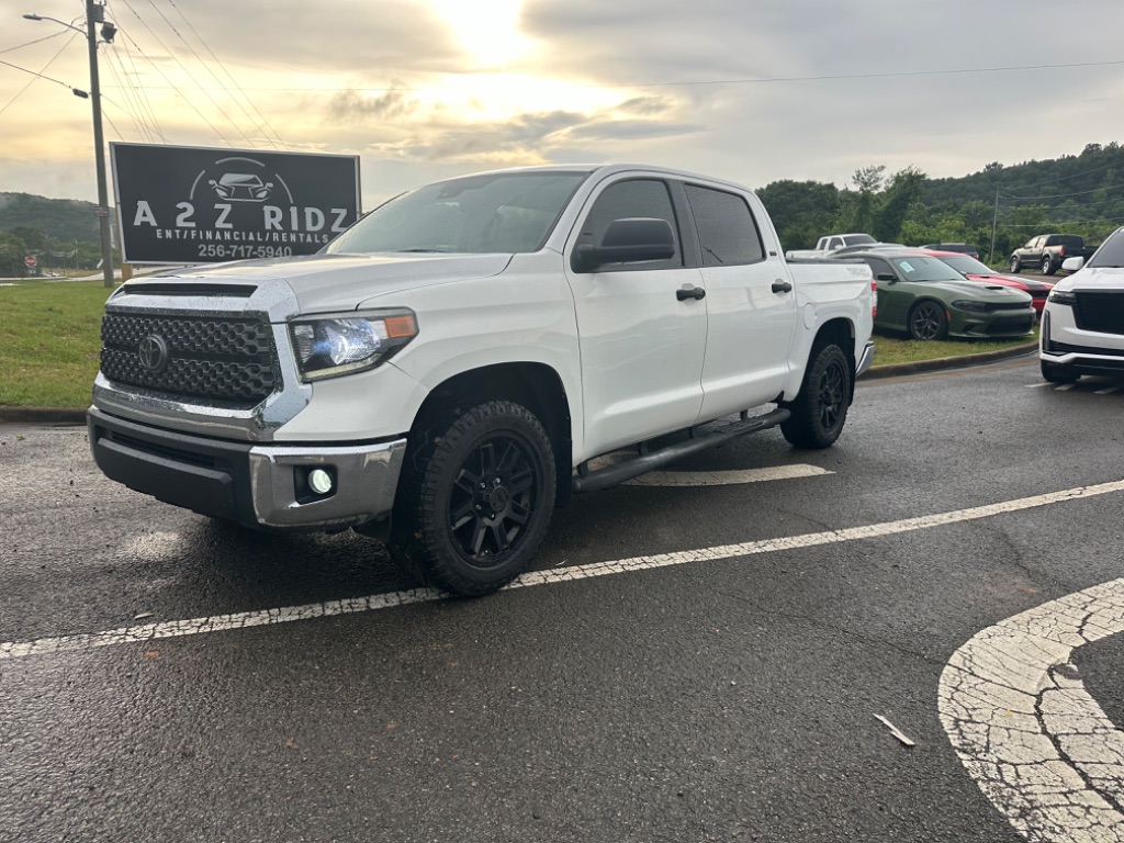 2021 Toyota Tundra SR5's photo